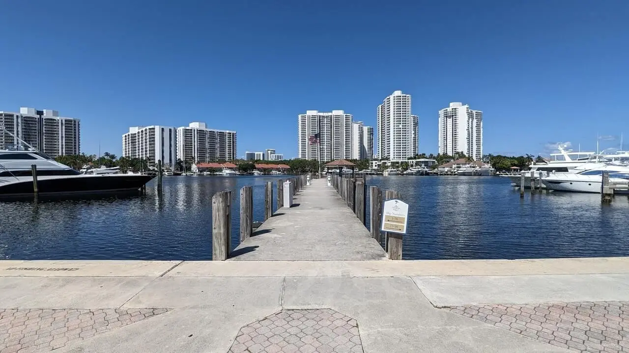 Aventura Waterways Marina
